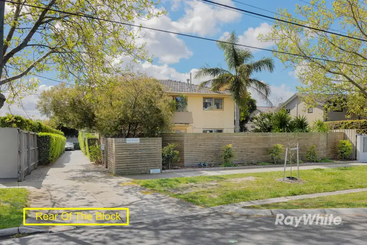 4/1207 Dandenong Road, Malvern East VIC 3145