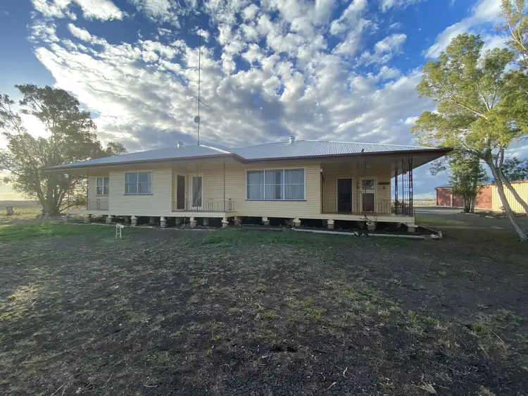 18 Smith Road, Norwin QLD 4356