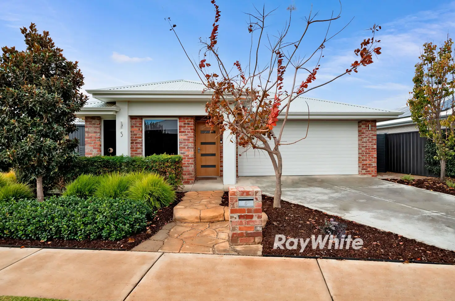 Main view of Homely house listing, 5 Redwood Drive, Mildura VIC 3500