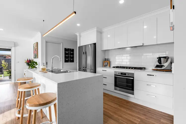 Third view of Homely house listing, 5 Redwood Drive, Mildura VIC 3500