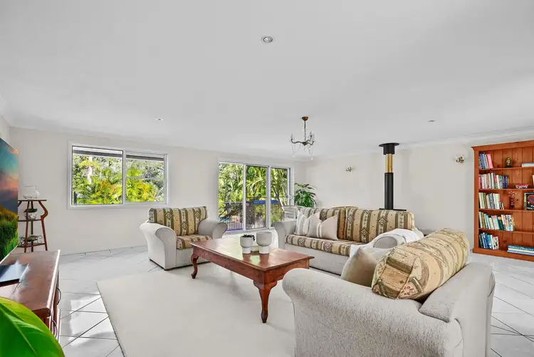 5 Curringa Court, Tallebudgera QLD 4228
