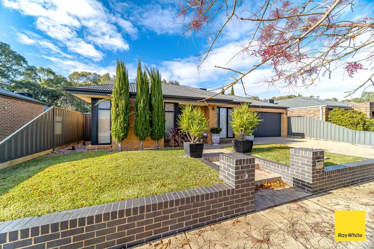 15 Roper Terrace, Epsom VIC 3551
