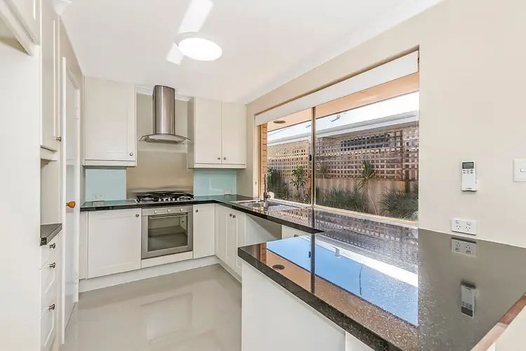 10 Stokes Street, Rockingham WA 6168