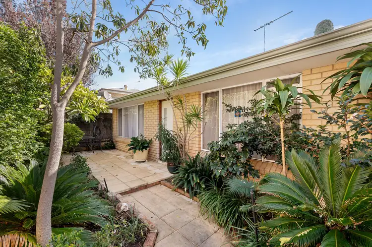 2/146 Robert Street, Como WA 6152