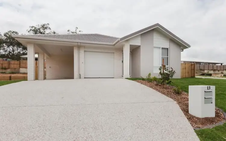 2/13 Dawson Place, Brassall QLD 4305