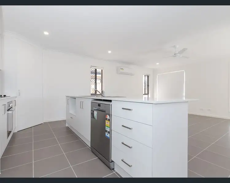 Fourth view of Homely house listing, 100 Ravensbourne Crescent, North Lakes QLD 4509