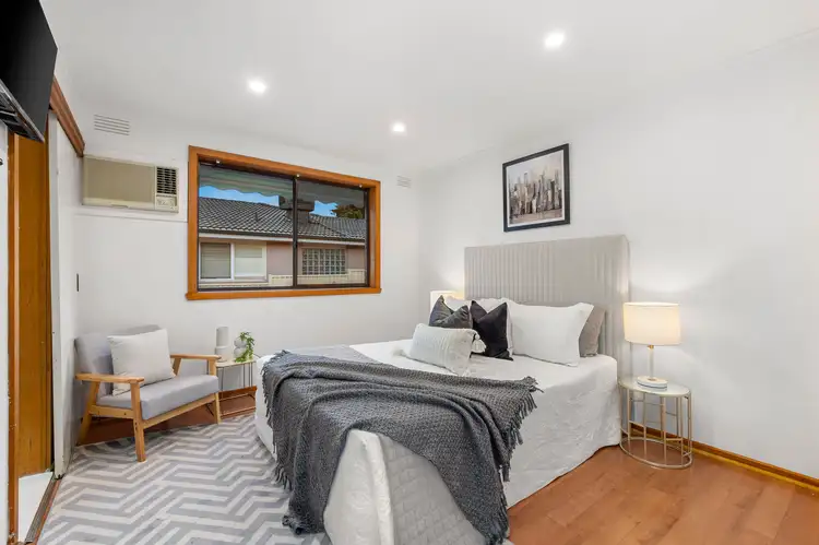 Fifth view of Homely house listing, 32 Thompson Circuit, Mill Park VIC 3082