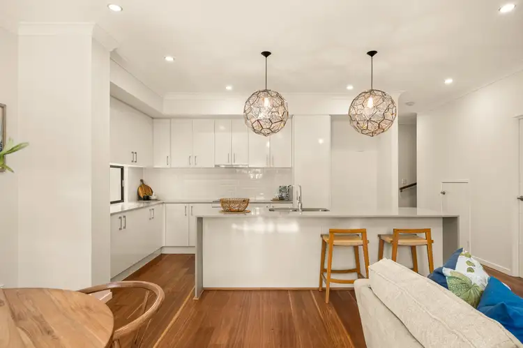 49 Headfort Street, Greenslopes QLD 4120