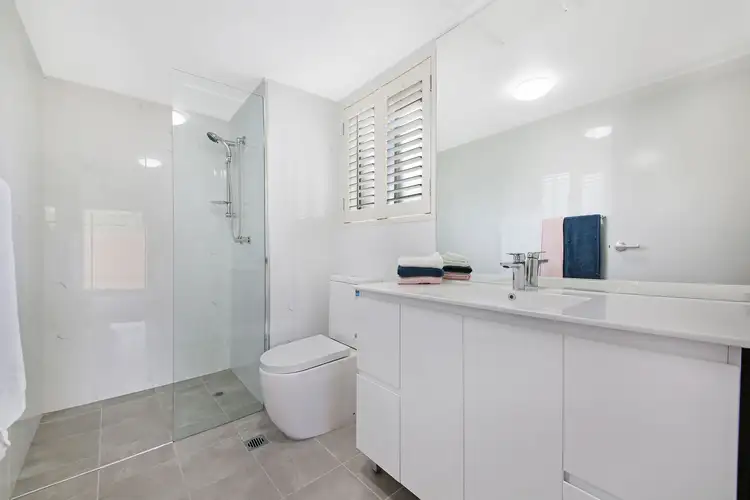 Fourth view of Homely apartment listing, 3/4-6 Peak Avenue, Main Beach QLD 4217