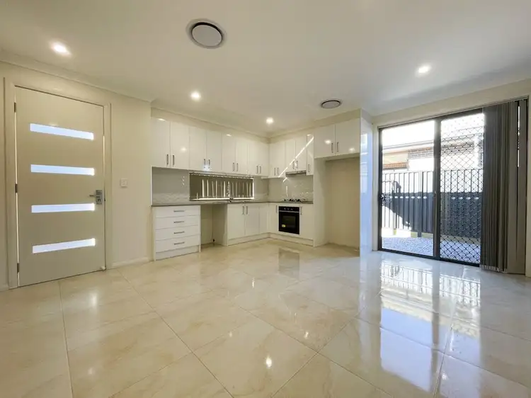 8A Macquarie Place, Tahmoor NSW 2573