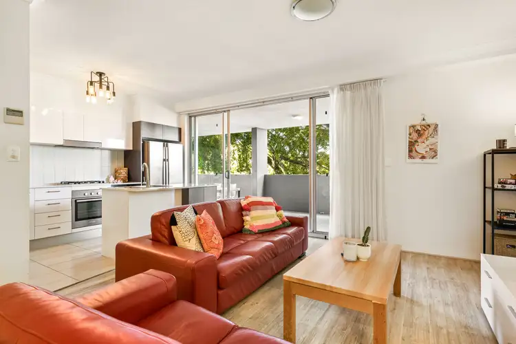 Third view of Homely apartment listing, 15/32 Agnes Street, Albion QLD 4010