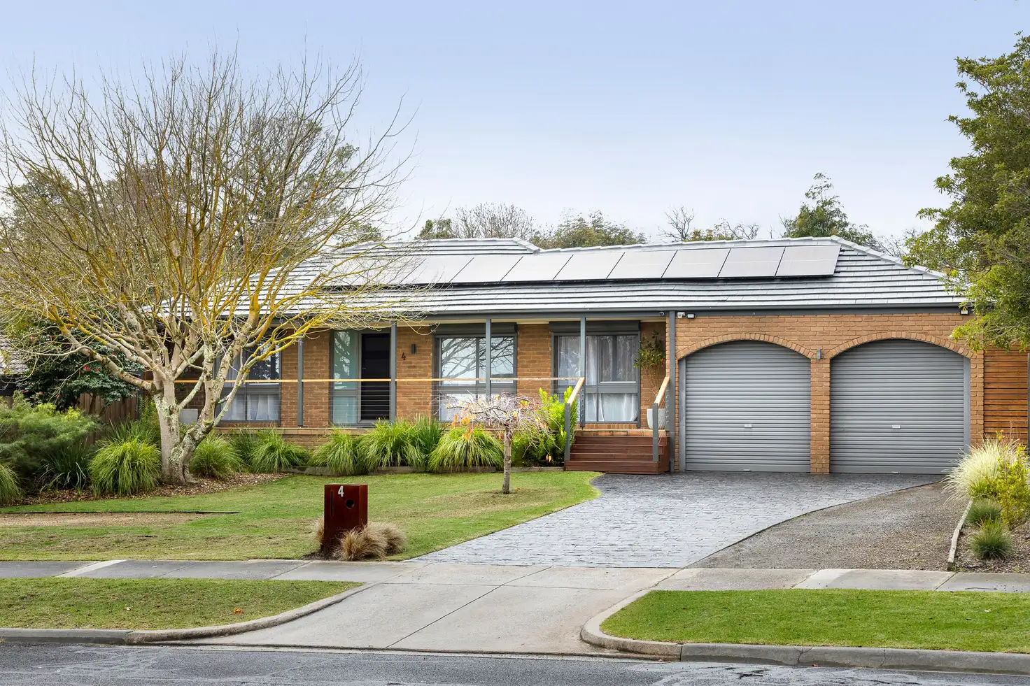 Main view of Homely house listing, 4 Netherplace Drive, Frankston VIC 3199