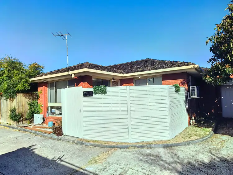 2/29 Main Road, Clayton South VIC 3169