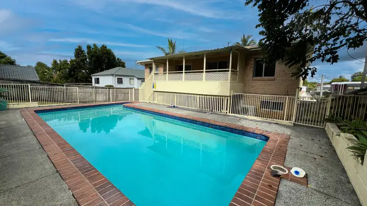 61 Eugaree Street, Southport QLD 4215