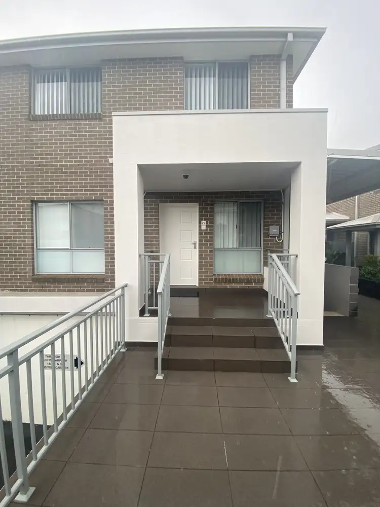 29/20 Old Glenfield Road, Casula NSW 2170