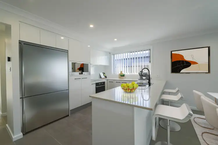 Fourth view of Homely house listing, 2/36 Vaucluse Place, Parkes NSW 2870