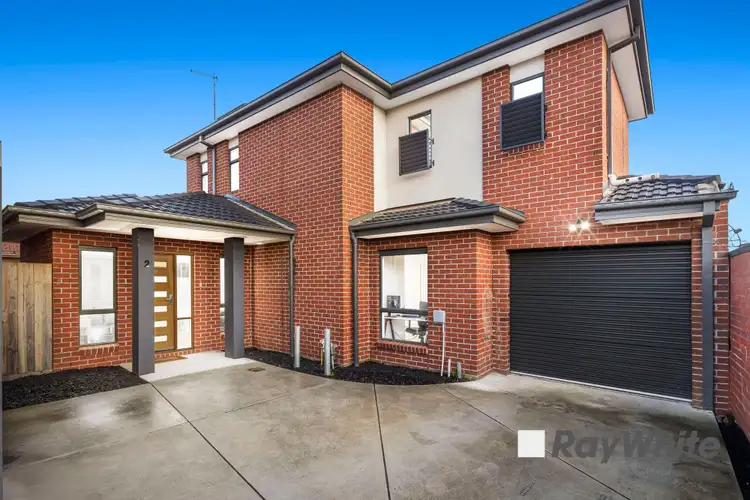 1,2,3/10 Valda Court, Cranbourne VIC 3977