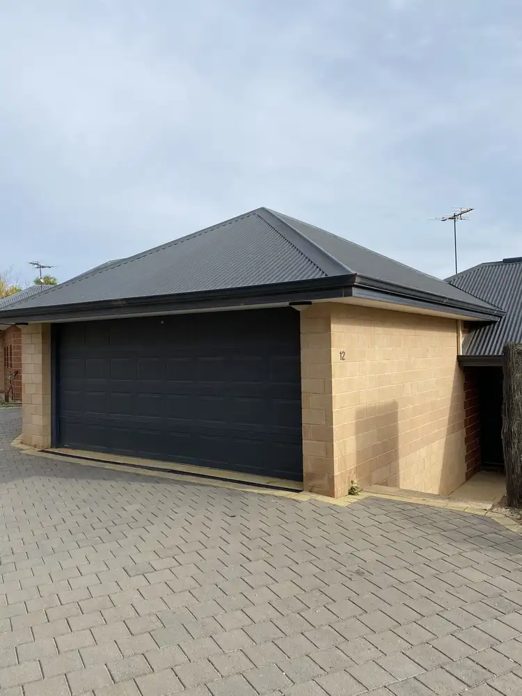 12/4 Mcdermott Avenue, Wandina WA 6530