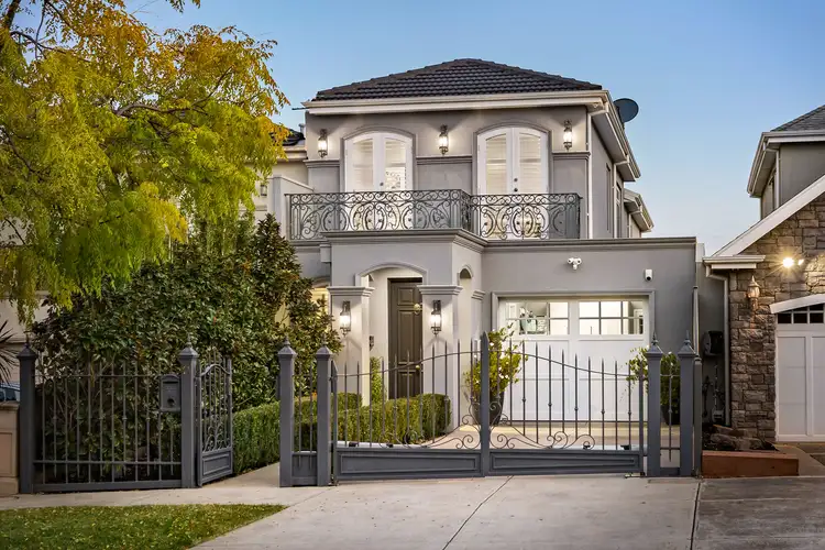 1A Caroline Street, Aberfeldie VIC 3040