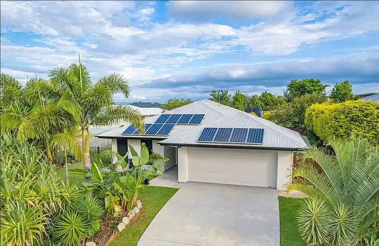 9 Moreton Court, Southside QLD 4570
