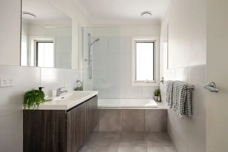 Sixth view of Homely townhouse listing, 1/9 Beaconsfield Avenue, Frankston VIC 3199