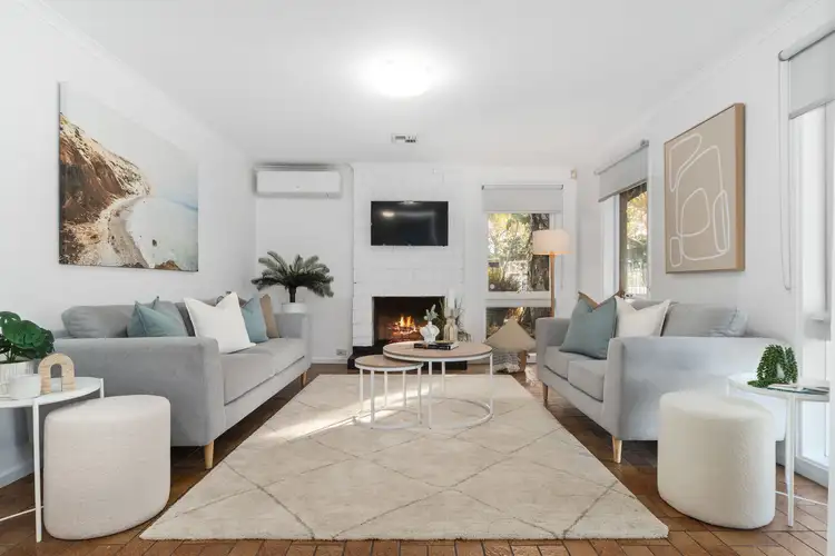 63 Deanswood Drive, Somerville VIC 3912