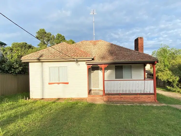 9 Sturt Street, Campbelltown NSW 2560