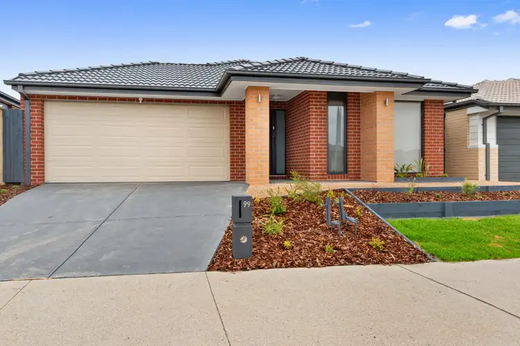 99 Park Orchard Drive, Pakenham VIC 3810