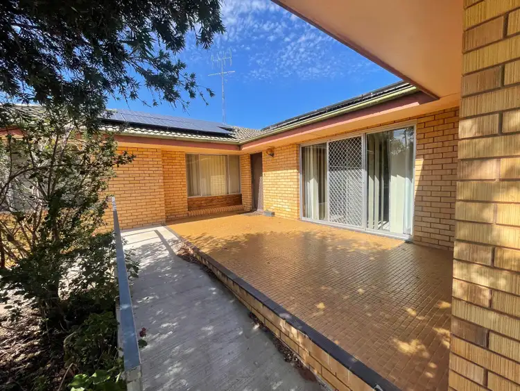 3 Grenfell Street, West Wyalong NSW 2671