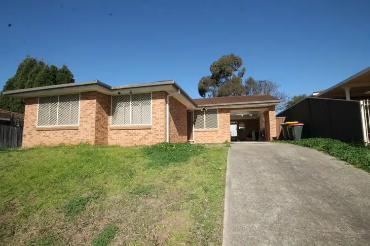 49 Swan Circuit, Green Valley NSW 2168