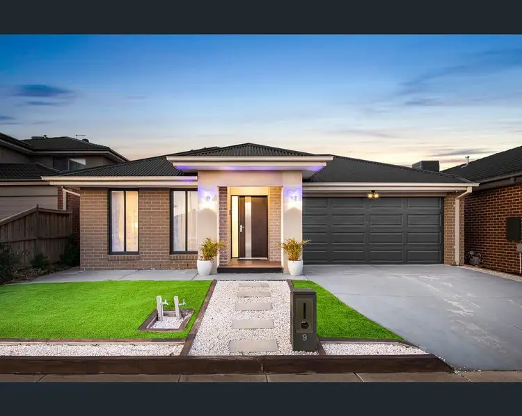 9 Plough Avenue, Truganina VIC 3029