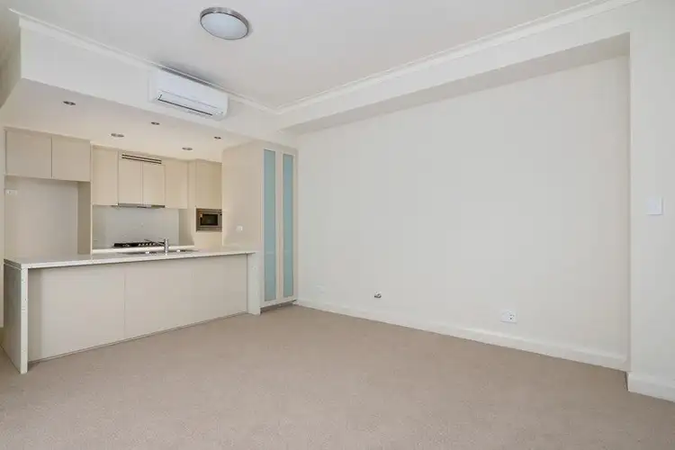 206/2 Timbrol Avenue, Rhodes NSW 2138