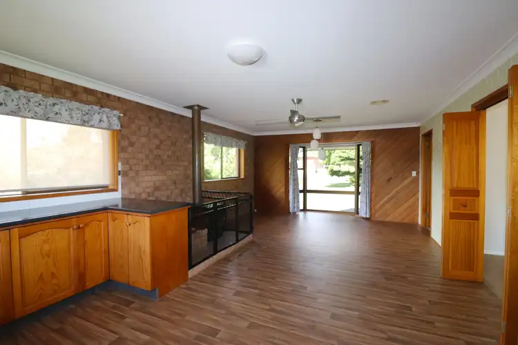 Fourth view of Homely house listing, 8 Cramsie Crescent, Glen Innes NSW 2370