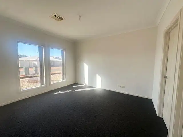 Fifth view of Homely house listing, 8 Foote Place, Whyalla Stuart SA 5608