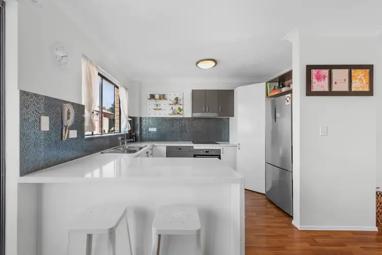 32 Gainsborough Street