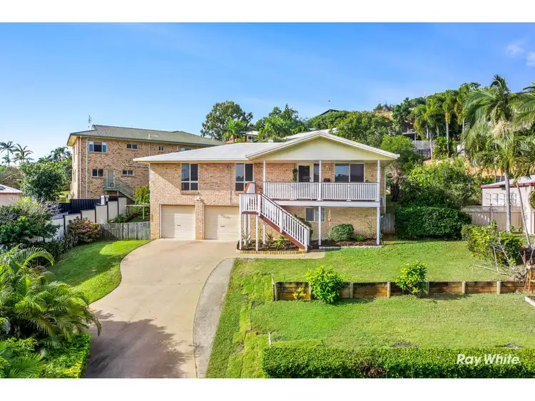 Second view of Homely house listing, 10 Waterview Drive, Lammermoor QLD 4703