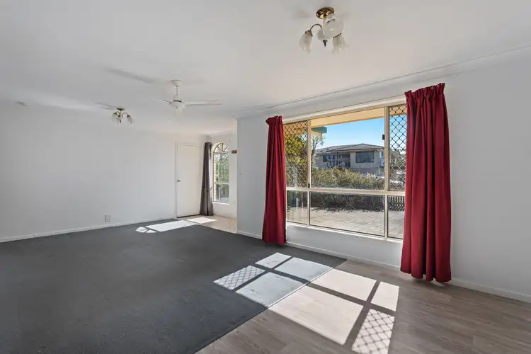 Third view of Homely house listing, 2/3 Grant Close, Oakey QLD 4401