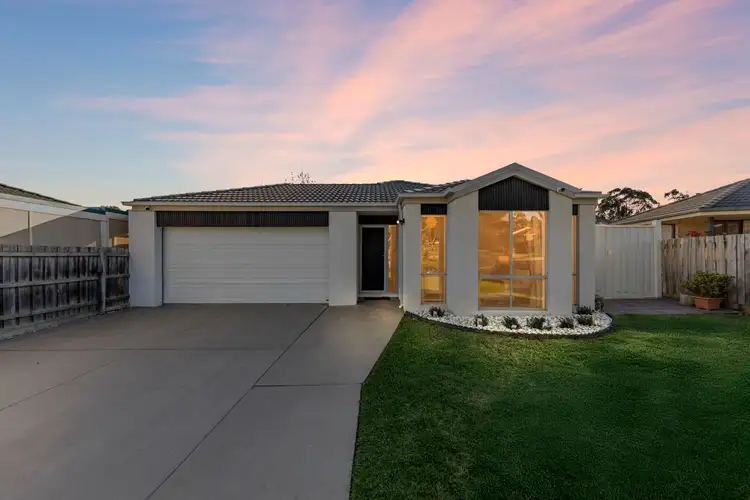 7 Swamp Gum Close, Pakenham VIC 3810