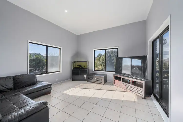 Fifth view of Homely house listing, 17 Wray Place, Gowrie ACT 2904