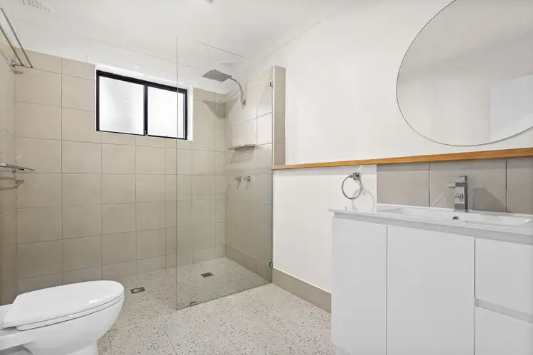 Second view of Homely house listing, 2/68 Addison Lane, Lake Illawarra NSW 2528