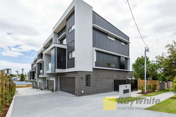 4/19 Minnie Street, Southport QLD 4215