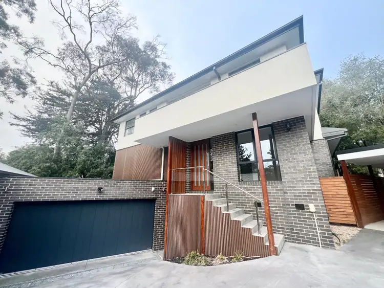 2/31 Glen Road, Mitcham VIC 3132