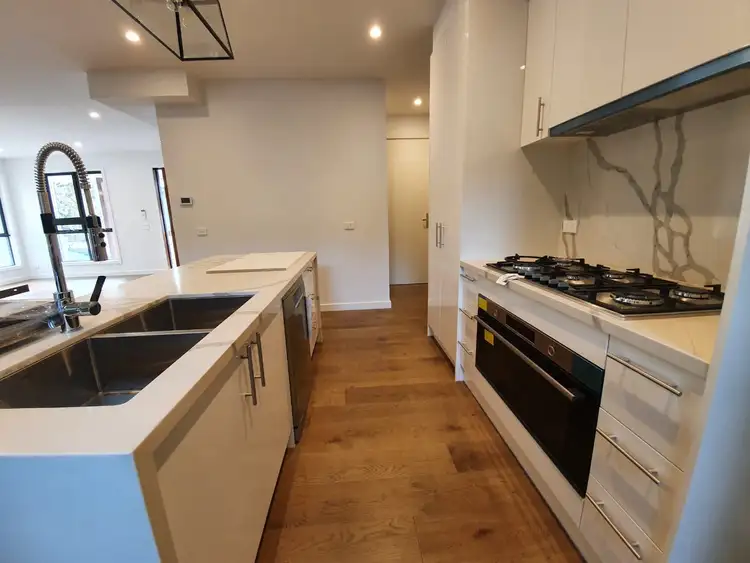 Fourth view of Homely townhouse listing, 2/31 Glen Road, Mitcham VIC 3132