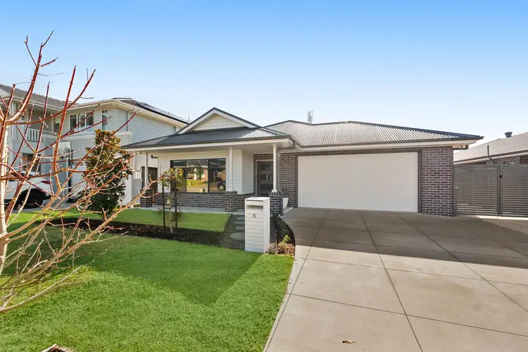 6 Midnight Avenue, Medowie NSW 2318
