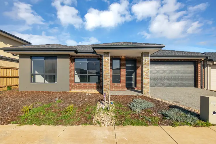 5 Papas View, Wyndham Vale VIC 3024