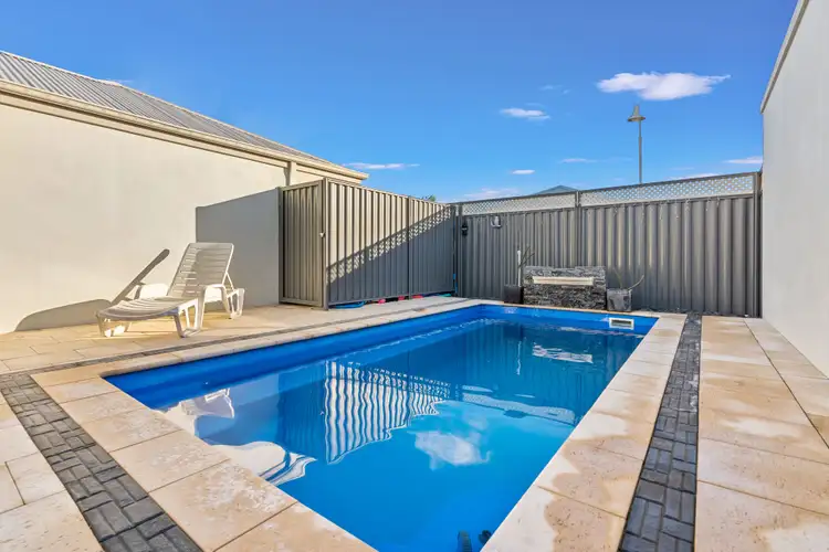 115 Beachside Parade