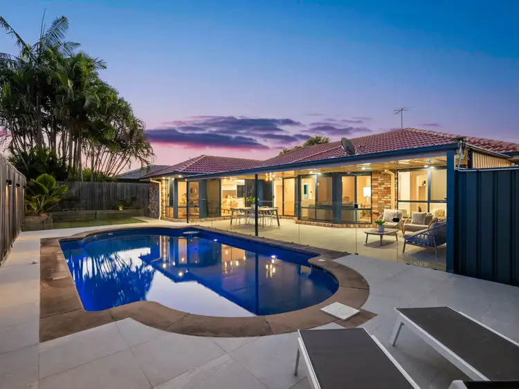 22 Gladebourne Crescent, Victoria Point QLD 4165