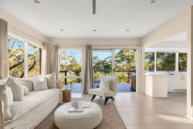 18 Connor Place, Illawong NSW 2234