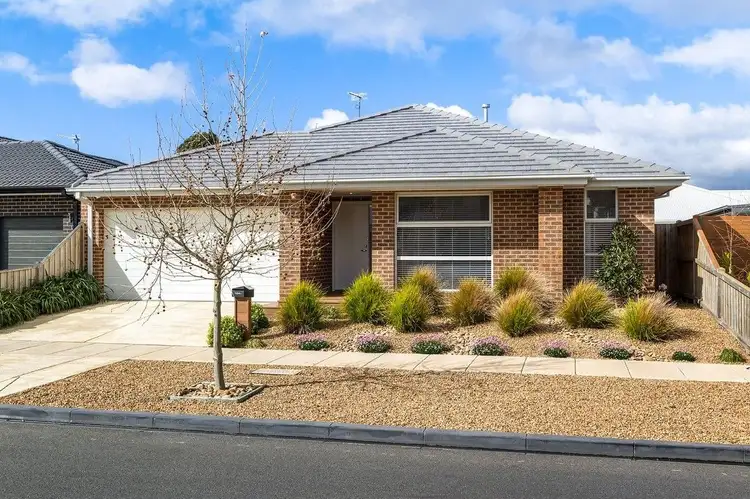4 Regal Drive, Alfredton VIC 3350