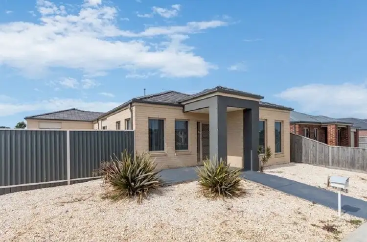 161 Viewgrand Drive, Berwick VIC 3806